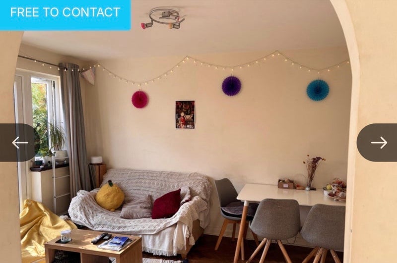Room Roundhay Close in Greater London