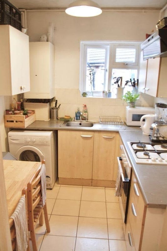 Room Seven Sisters Road in Greater London
