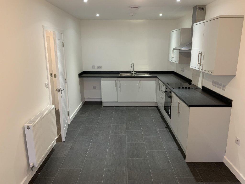 Flat Hungerdown Lane in Chippenham