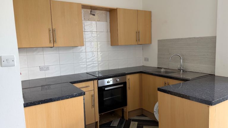 Flat Rowan Road in Glasgow