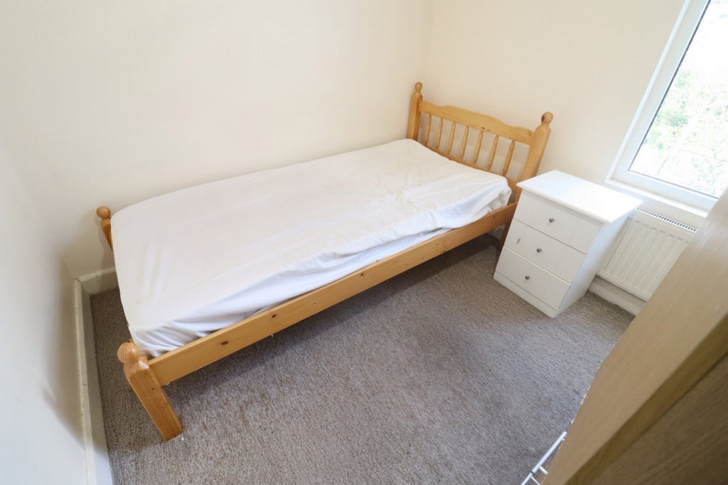 Room Globe Road in Greater London