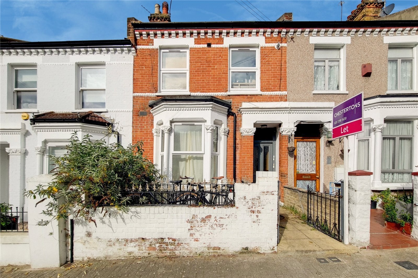 House Alderbrook Road in Greater London