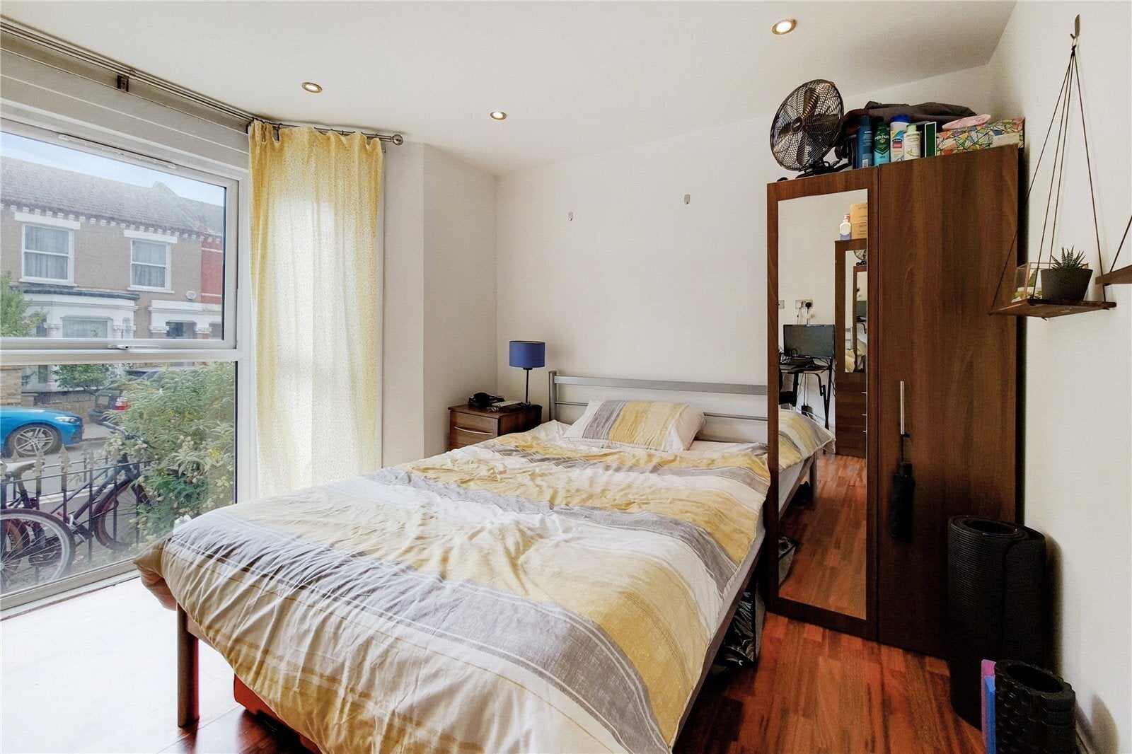 House Alderbrook Road in Greater London