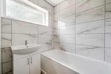 Flat Geoffrey Road in Greater London