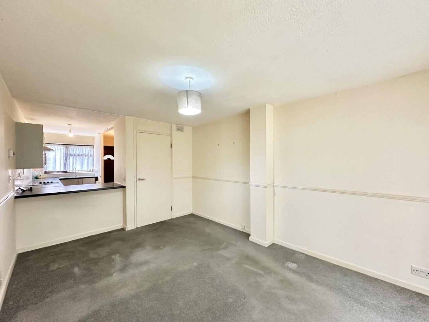 Flat Marshall Drive in Greater London