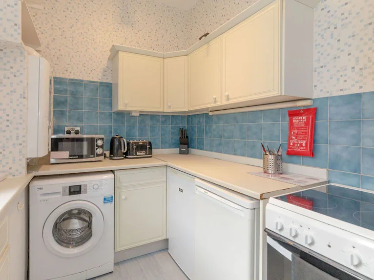 Room Tarvit Street in City of Edinburgh