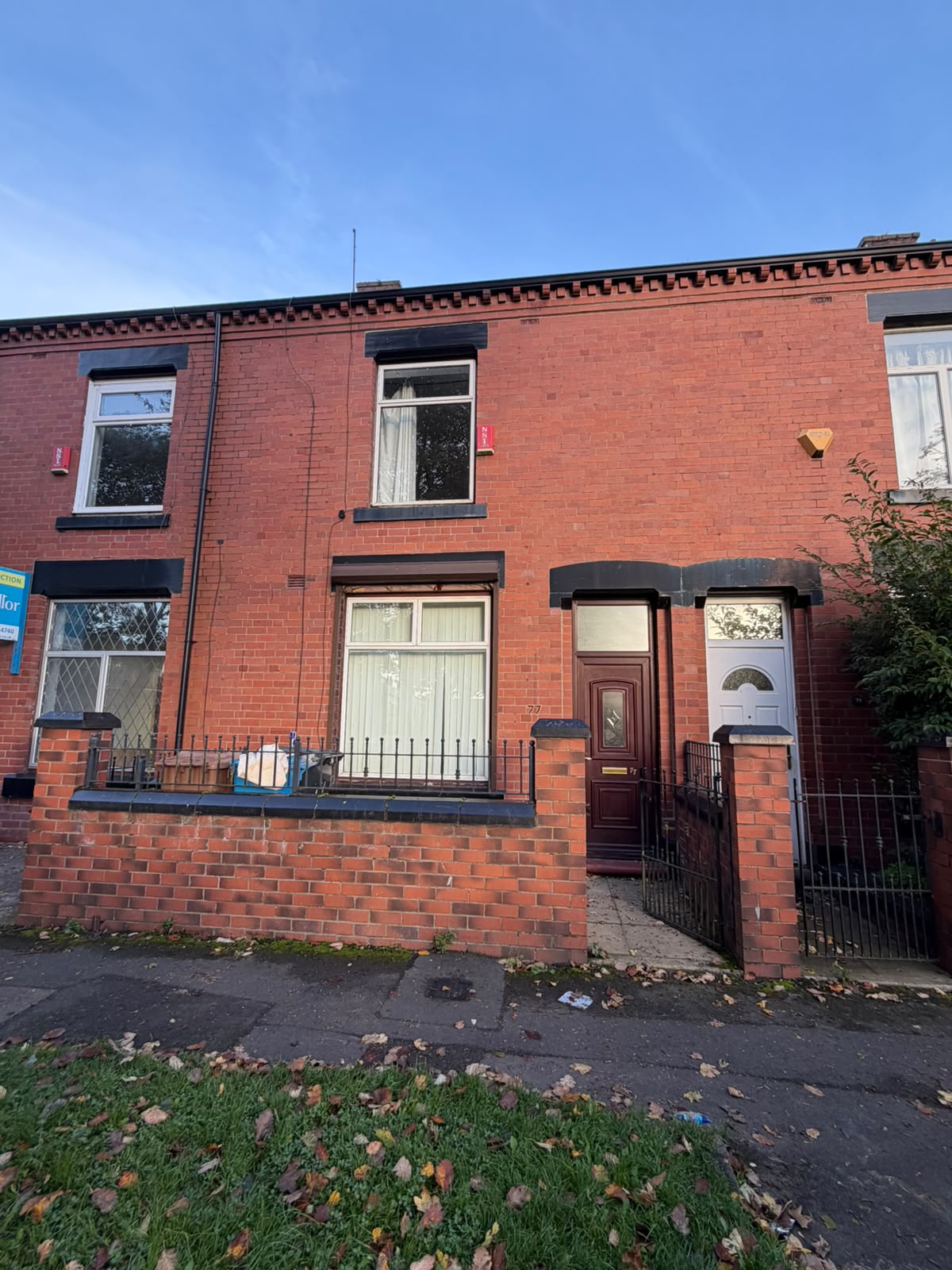 House Mayfield Road in Oldham