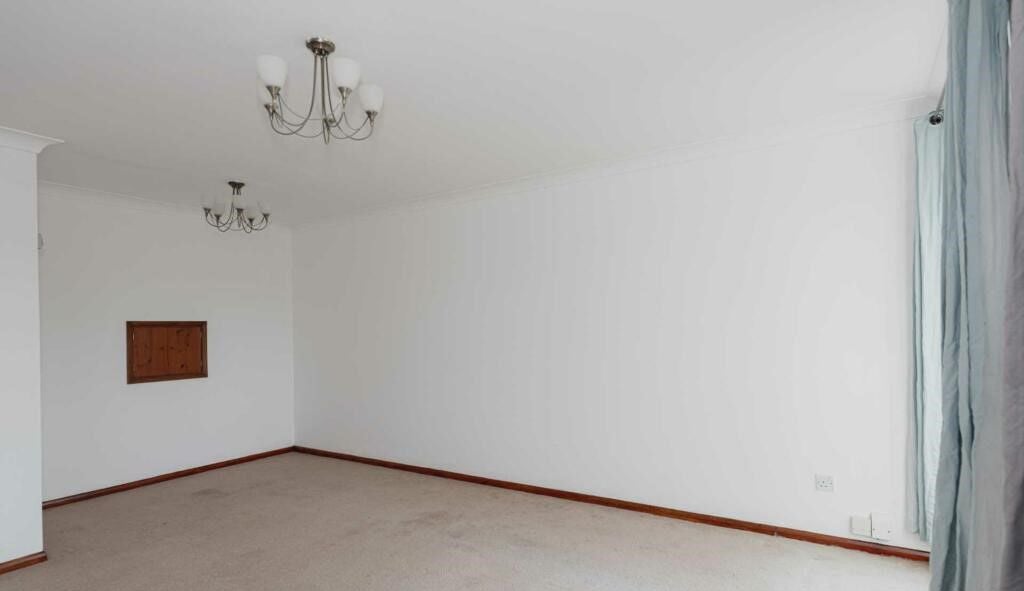 Flat Freshmount Gardens in Epsom and Ewell