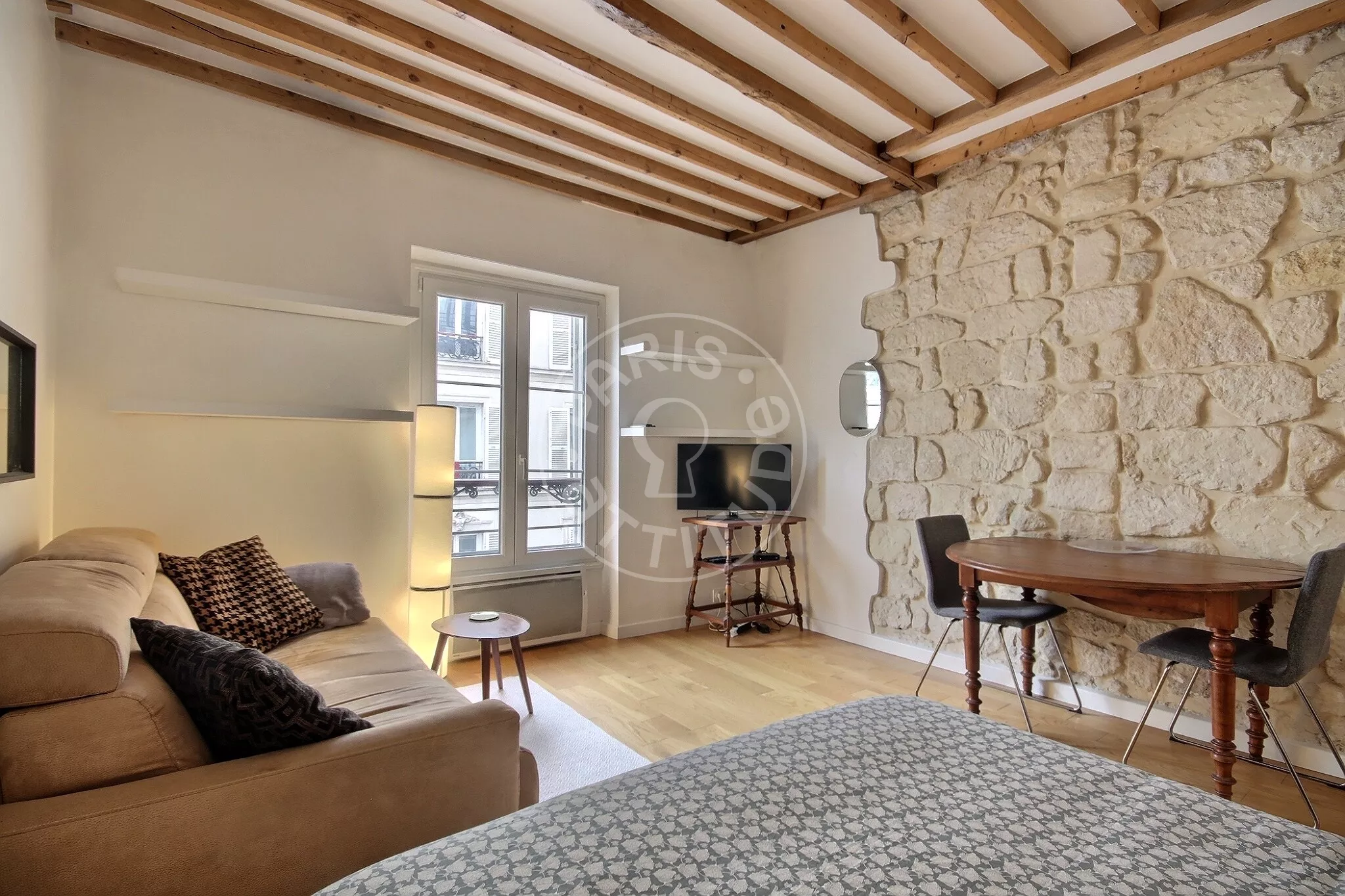 Appartement Rue de Ponthieu à Paris
