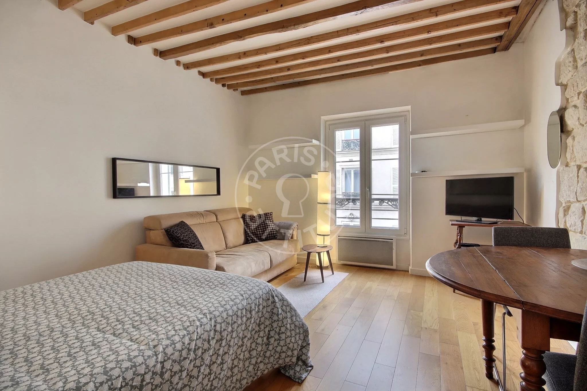 Appartement Rue de Ponthieu à Paris