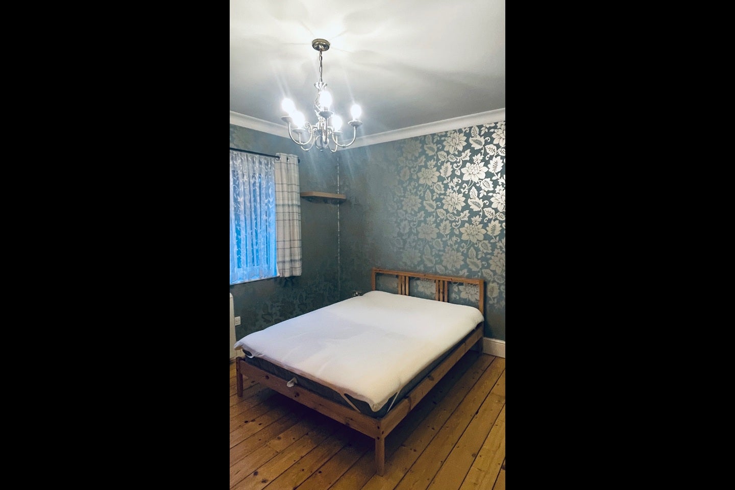Flat Cavendish Avenue in Greater London