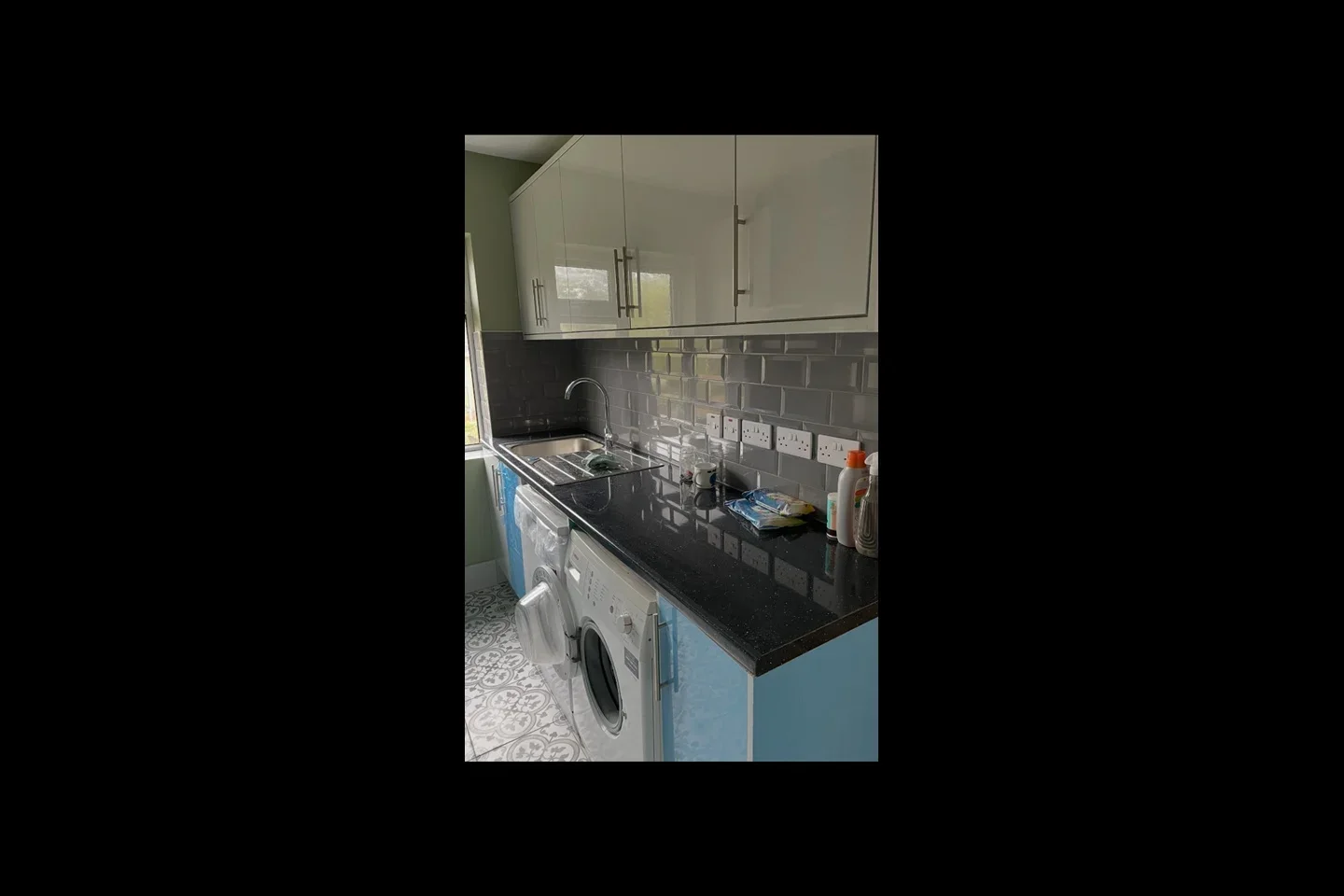 Flat Cavendish Avenue in Greater London