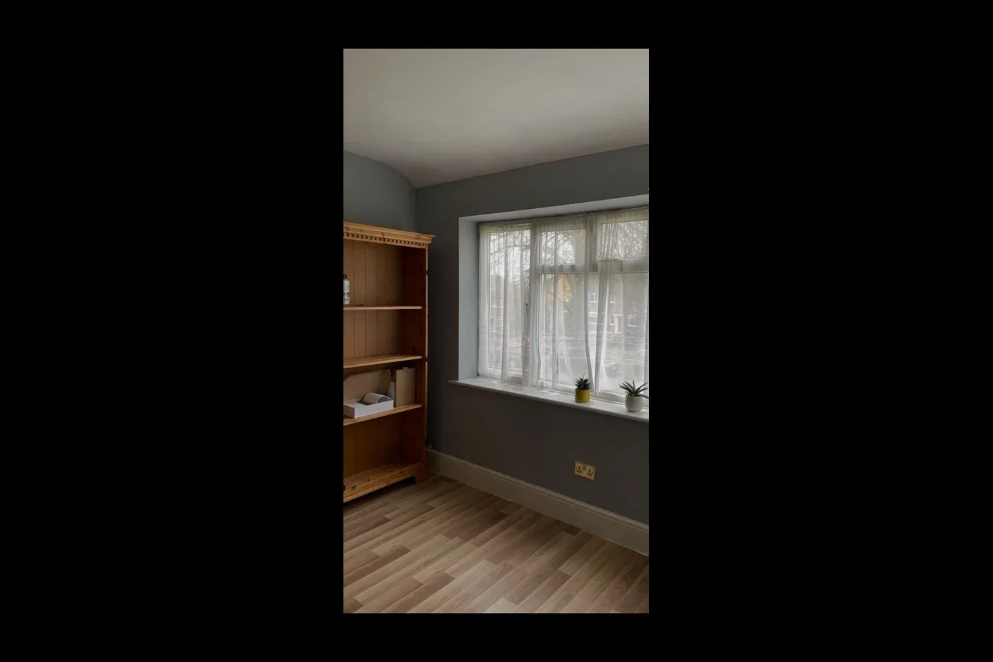 Flat Cavendish Avenue in Greater London