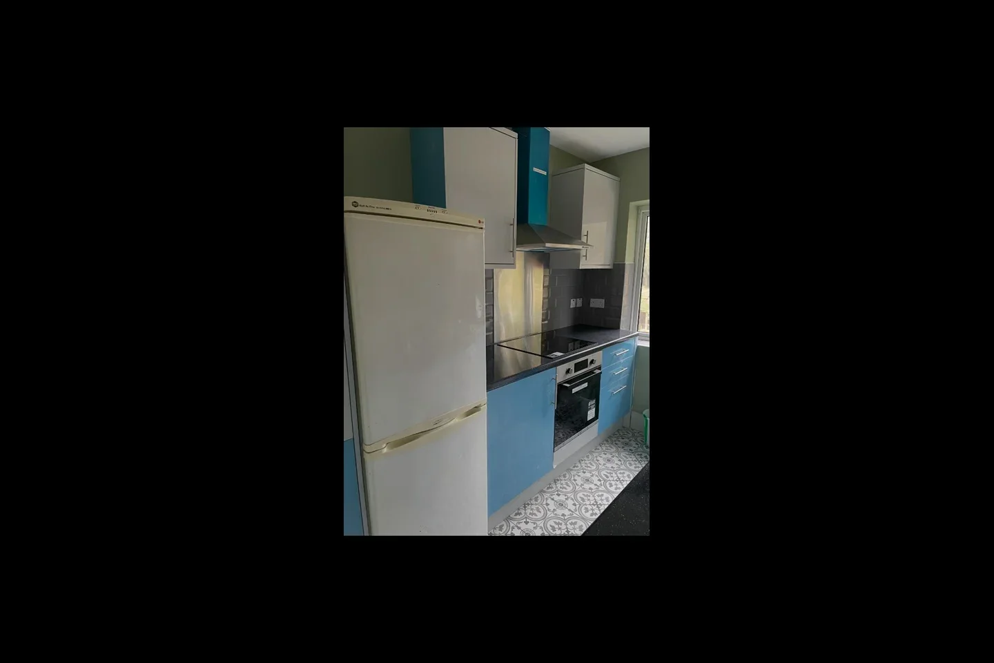 Flat Cavendish Avenue in Greater London