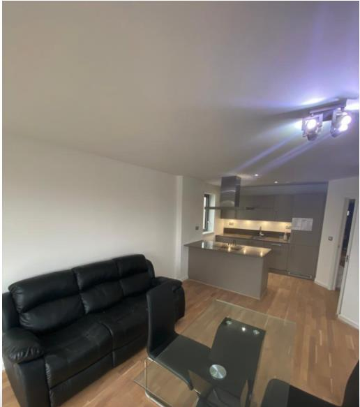 Flat Undine Road in Greater London