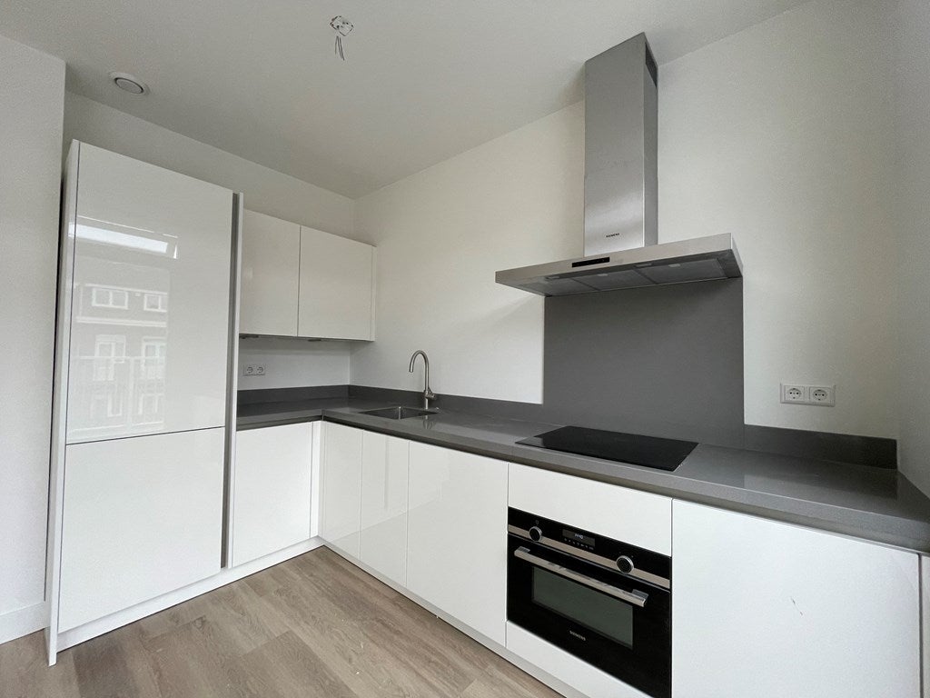 Appartement Uiterwaardenstraat in Amsterdam