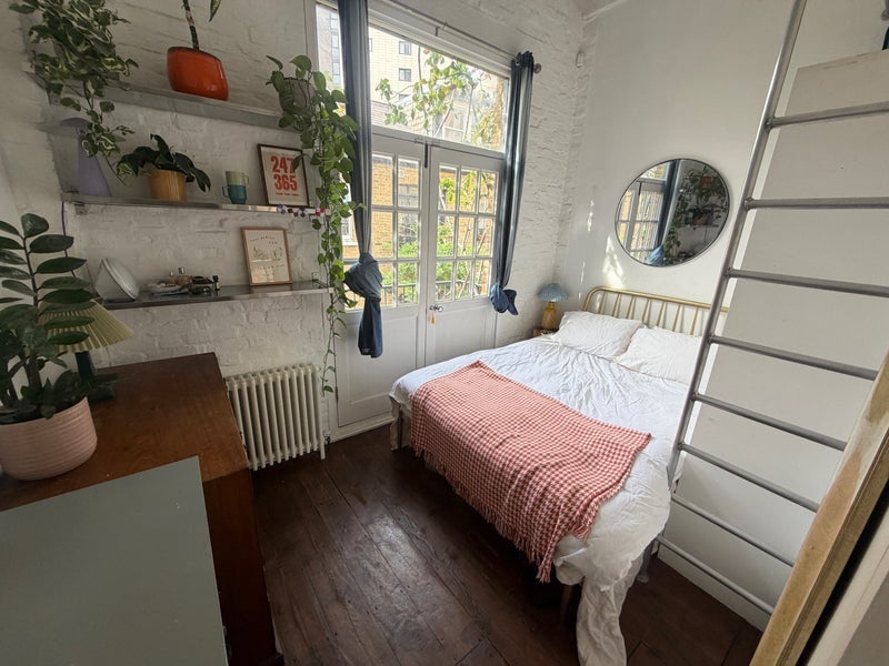 Room Atlas Mews in Greater London