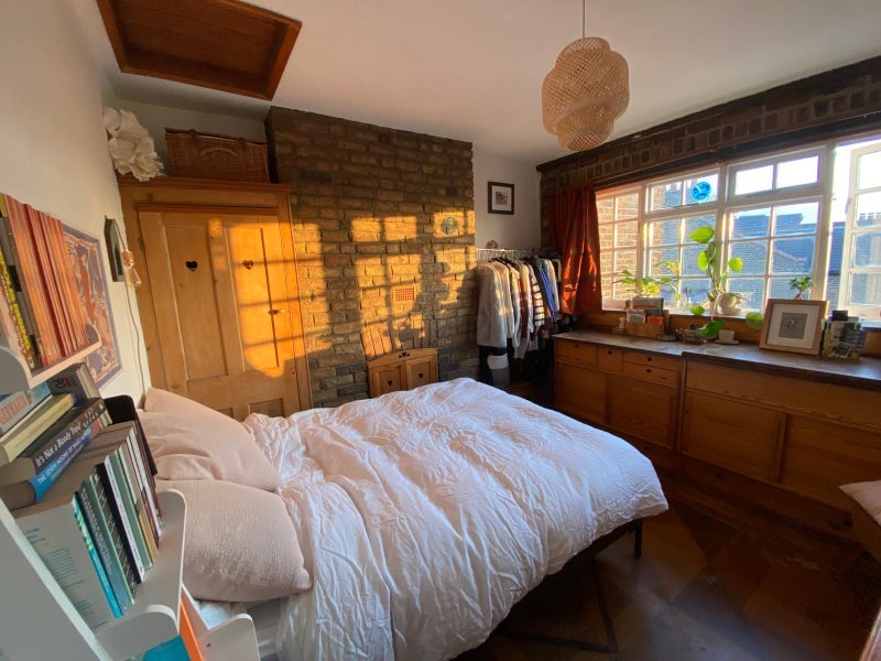 Room Highbury Park in Greater London