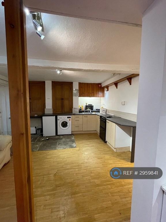 Flat Trinity Street in Kirklees