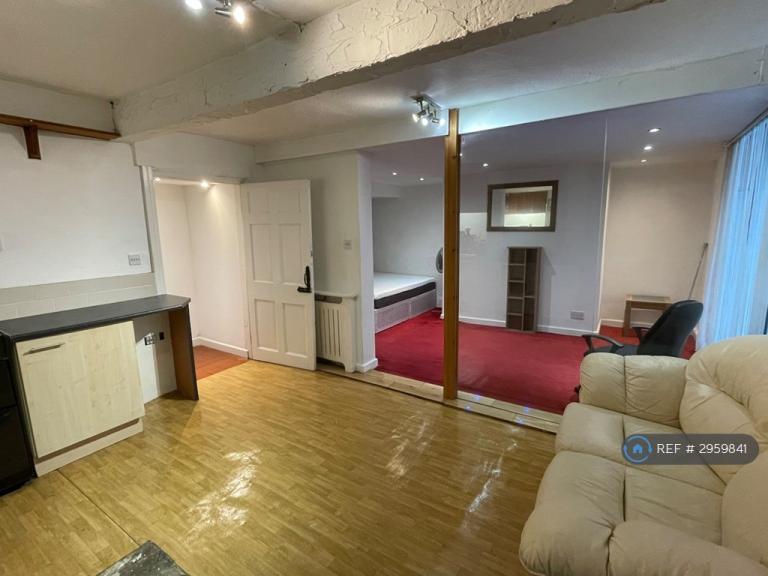 Flat Trinity Street in Kirklees
