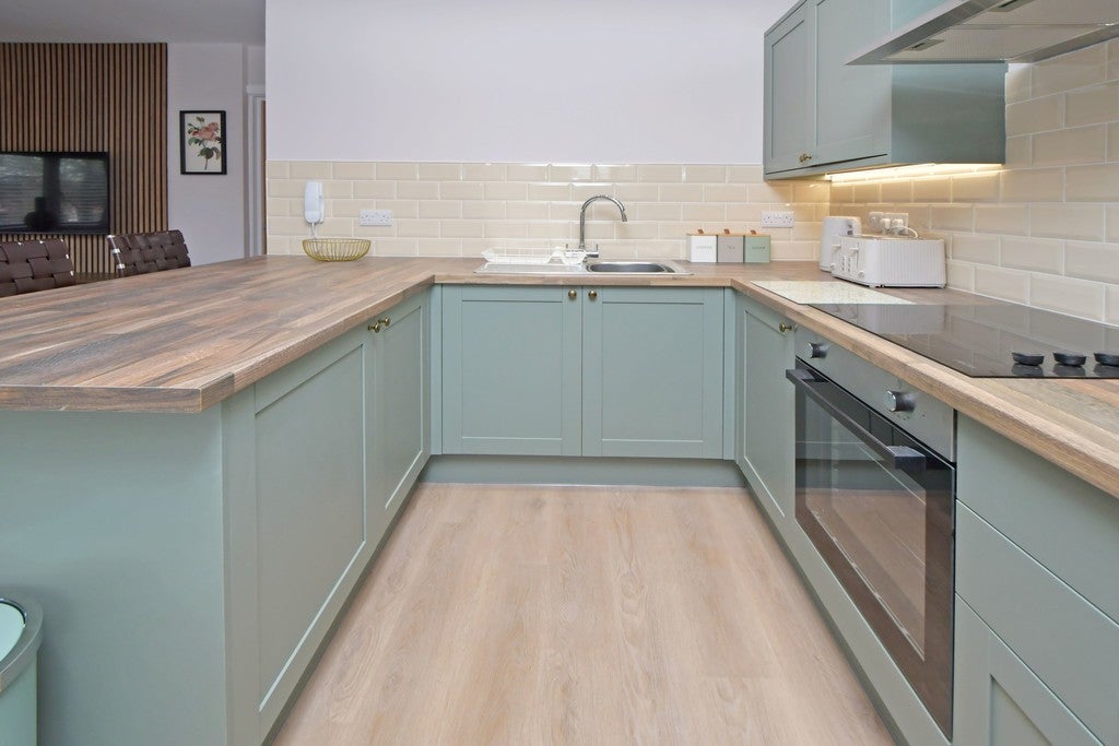 Flat Stoneyfields Avenue in Stoke-on-Trent