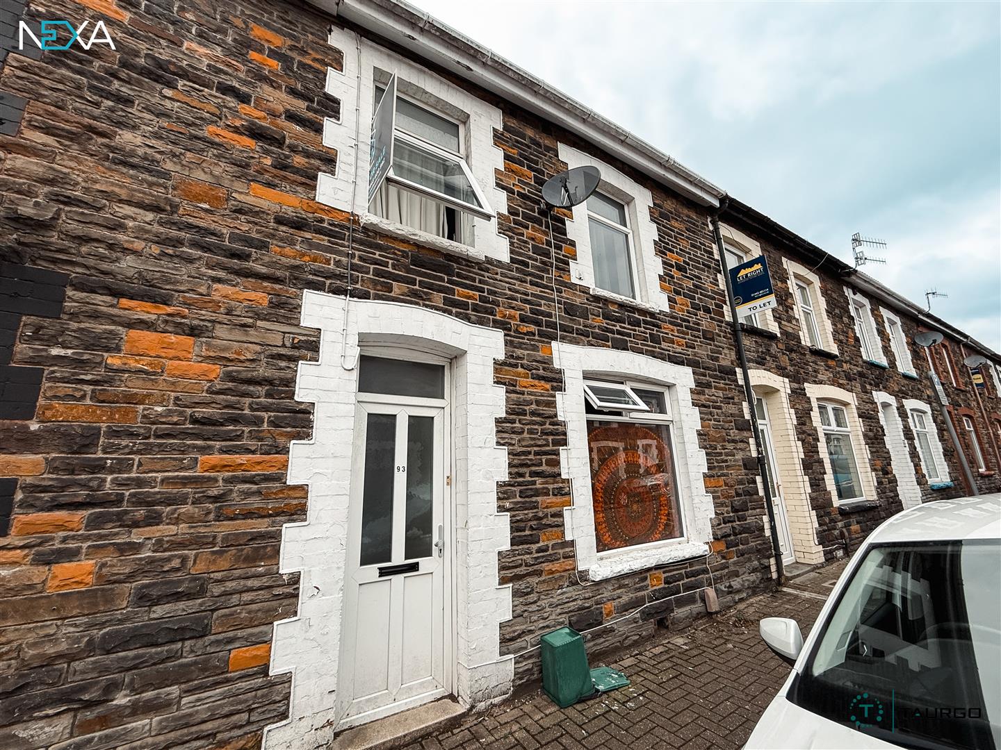 Flat Queen Street in Pontypridd