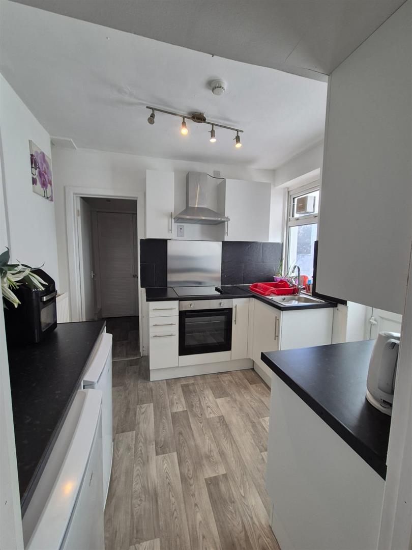 Flat Queen Street in Pontypridd