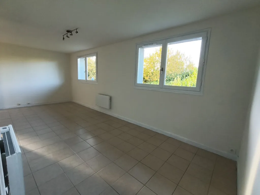 Flat Rue de la Charrière Profonde in Égletons