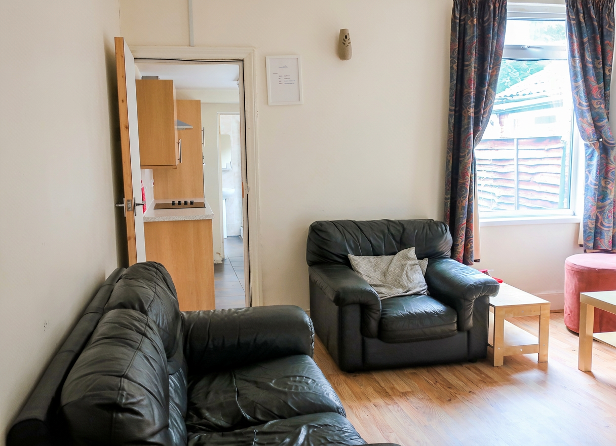 Flat Tiverton Road in Birmingham