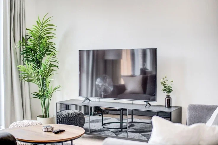 Flat Forrester Way in Greater London