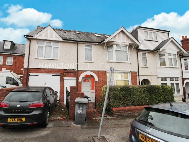 House Highgrove Street in Reading