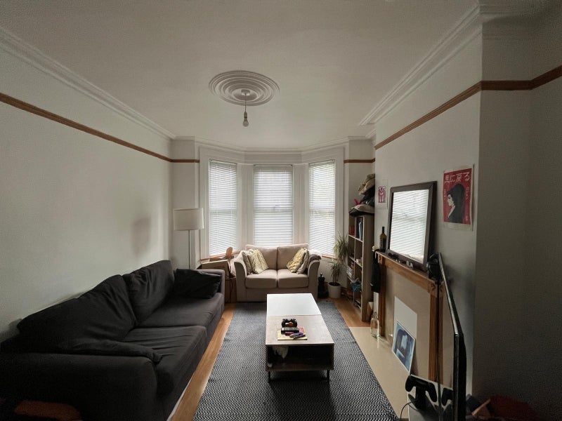 Room Kimberley Gardens in Greater London