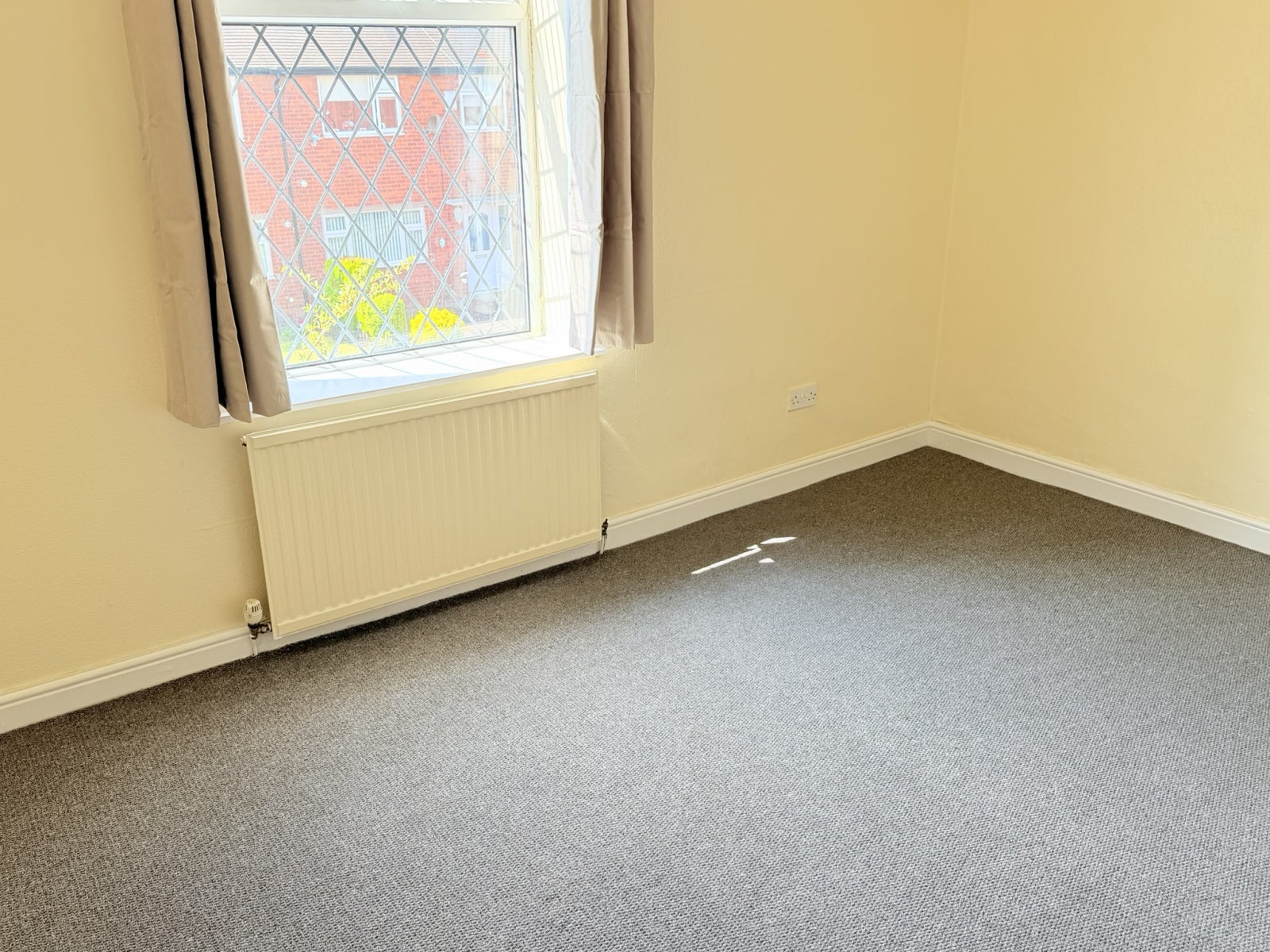 Flat Smith Street in Tameside