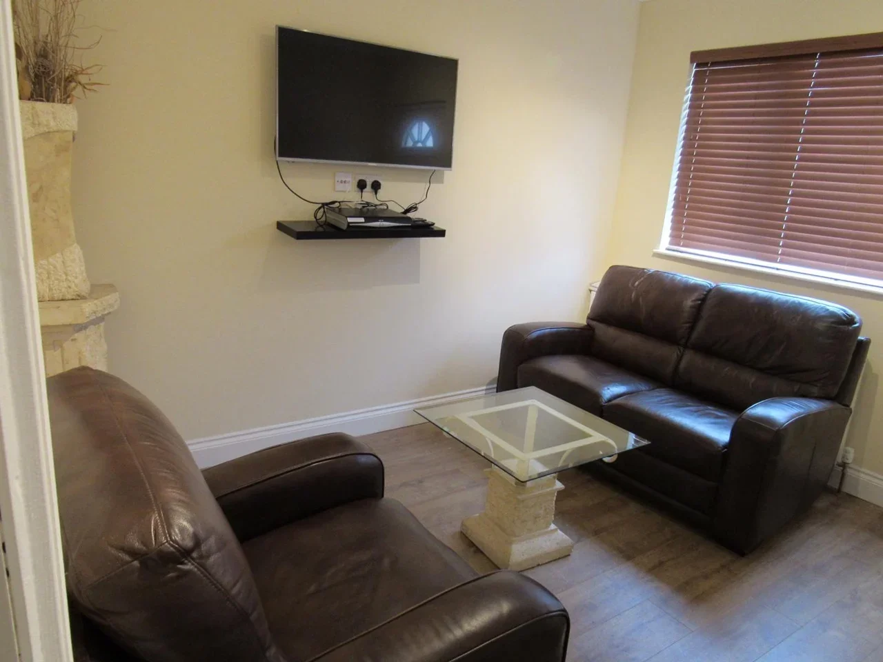 Room London Road in Grays
