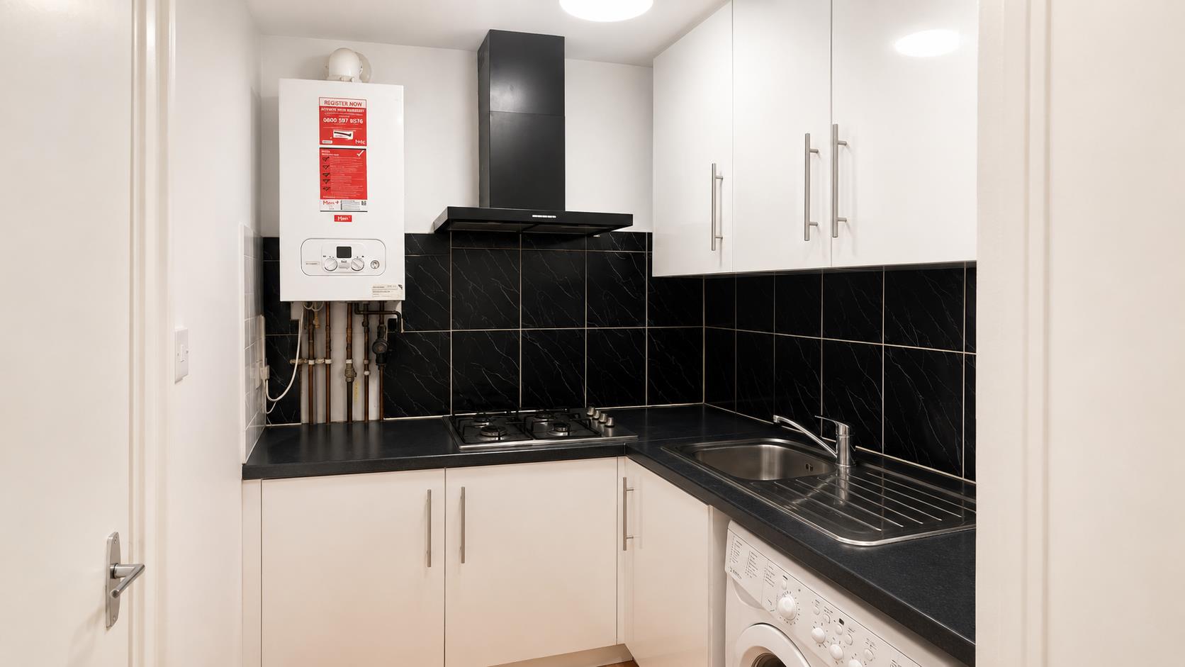 Flat Ash Grove in Greater London
