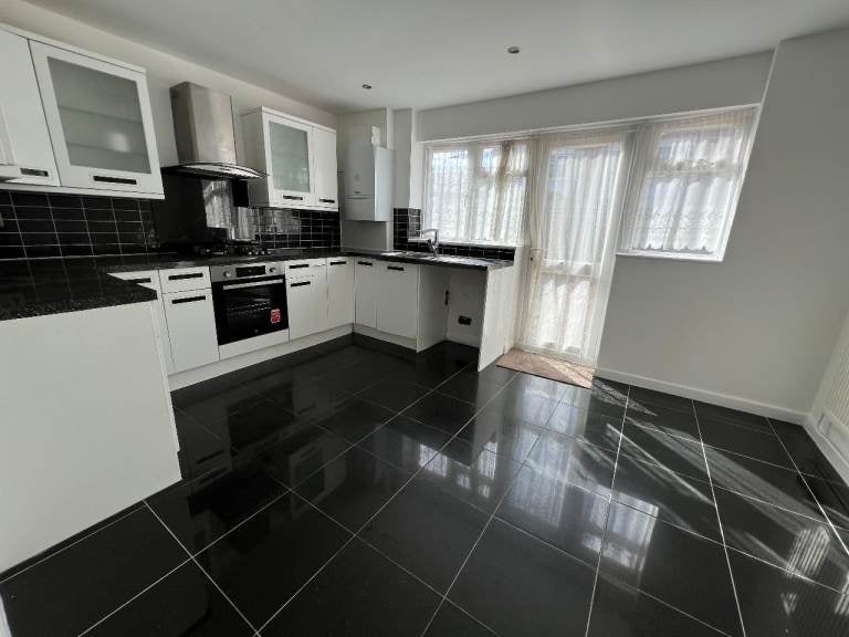 House Silvertown Way in Greater London