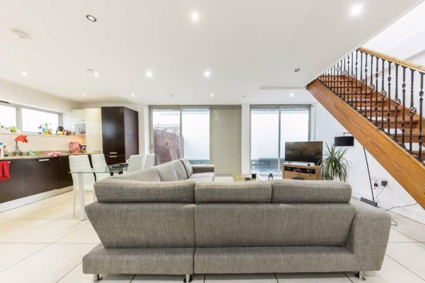 House Manuka Close in Greater London
