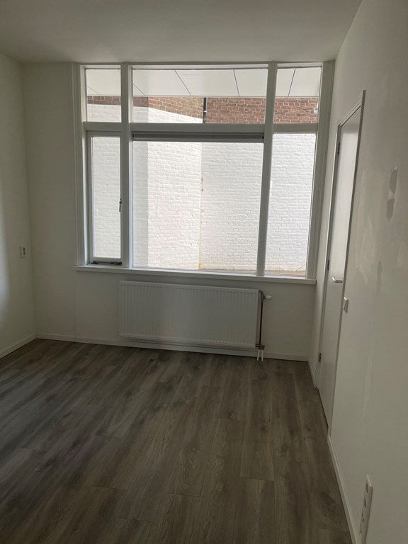 Appartement te huur: Oudedijk 188A, Rotterdam