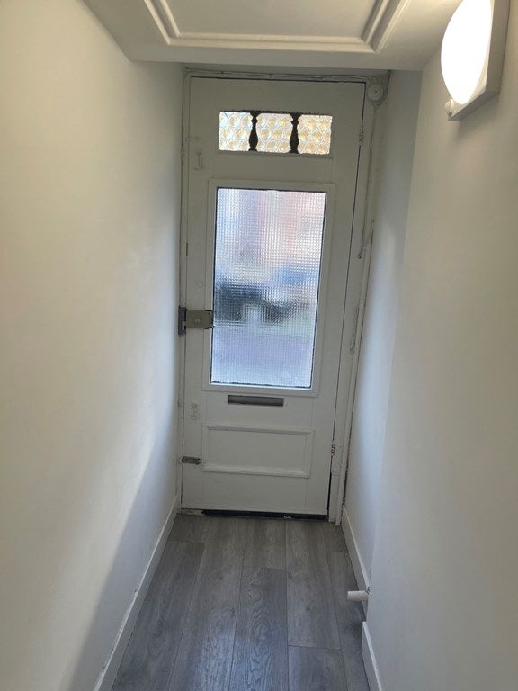 Appartement te huur: Oudedijk 188A, Rotterdam