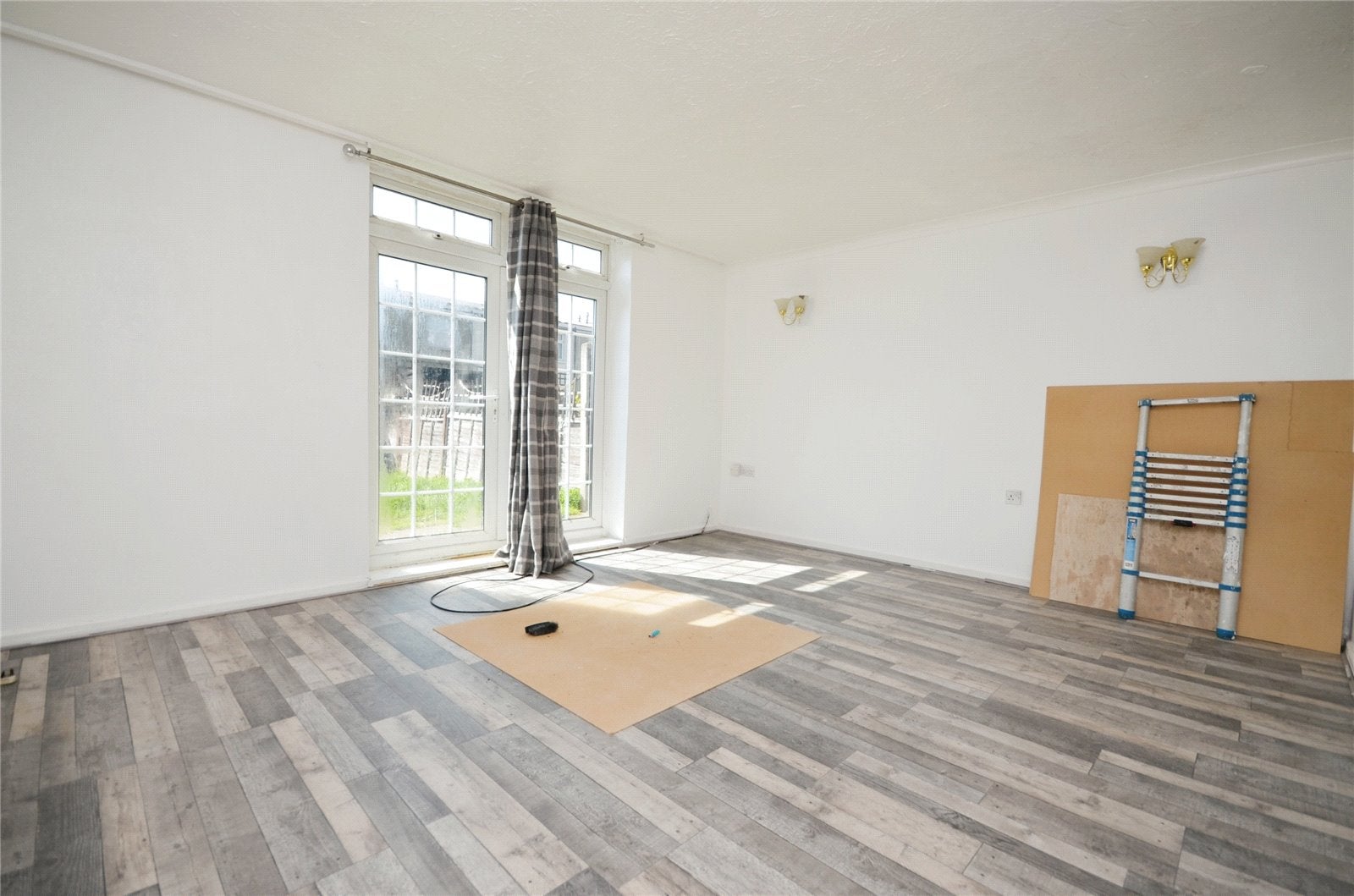 House Lucerne Way in Greater London
