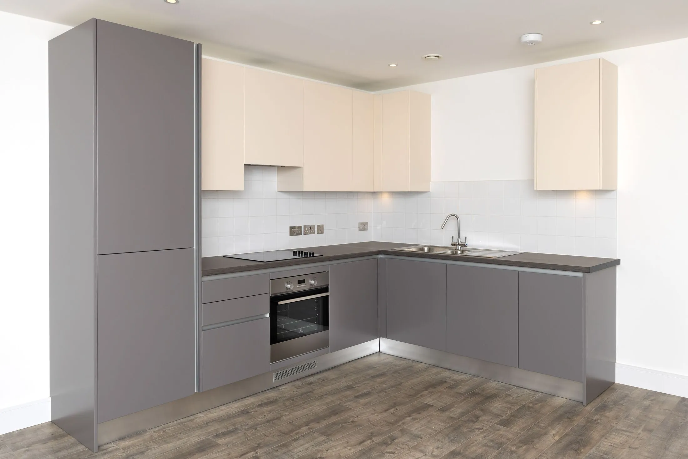 Flat Hooper's Mews in Greater London