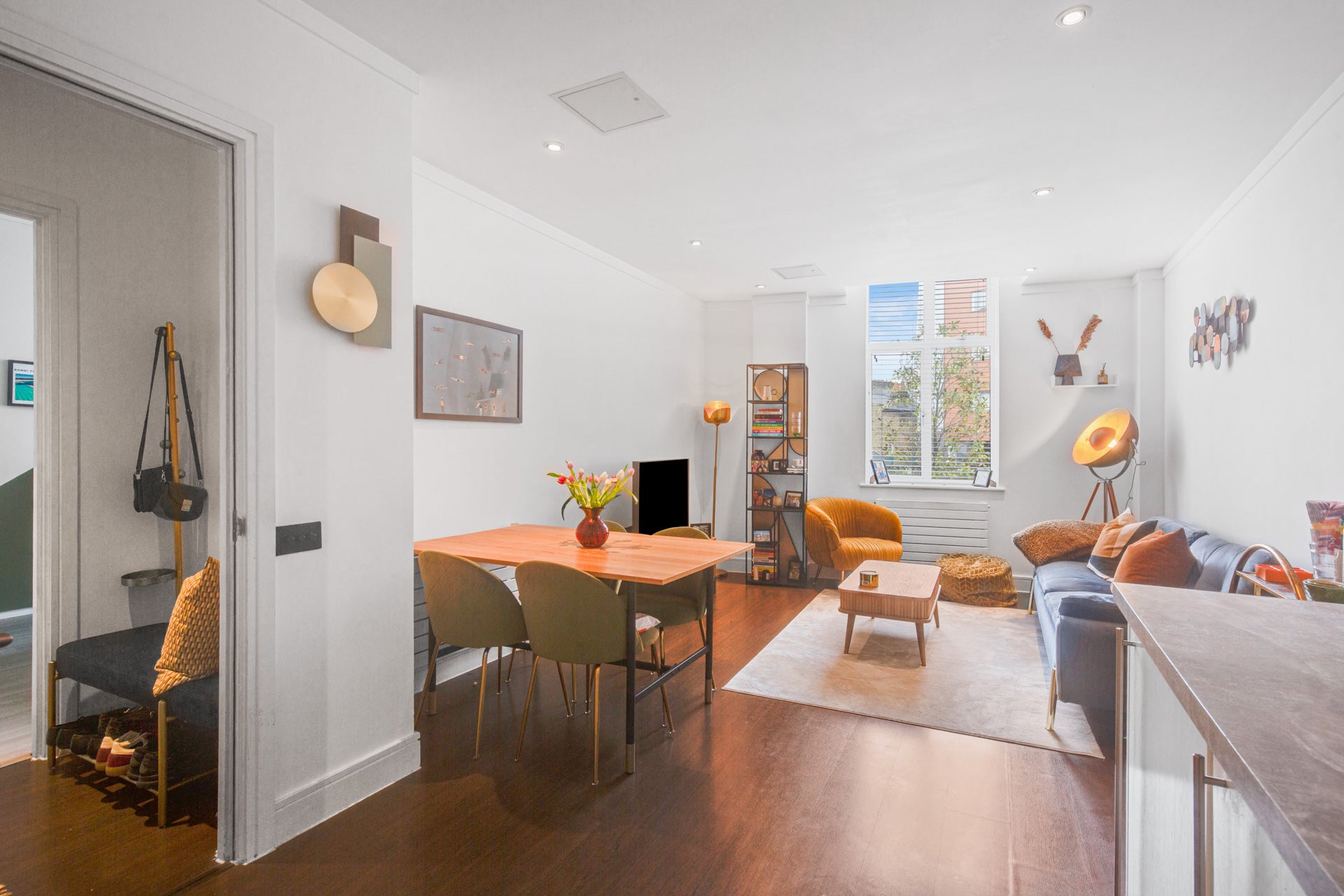 Flat Upper Richmond Road in Greater London