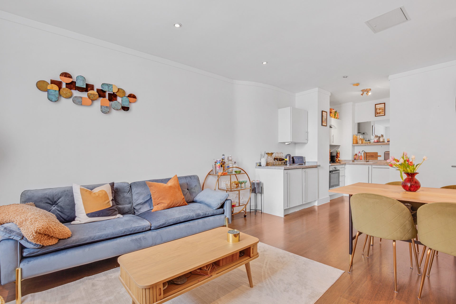 Flat Upper Richmond Road in Greater London