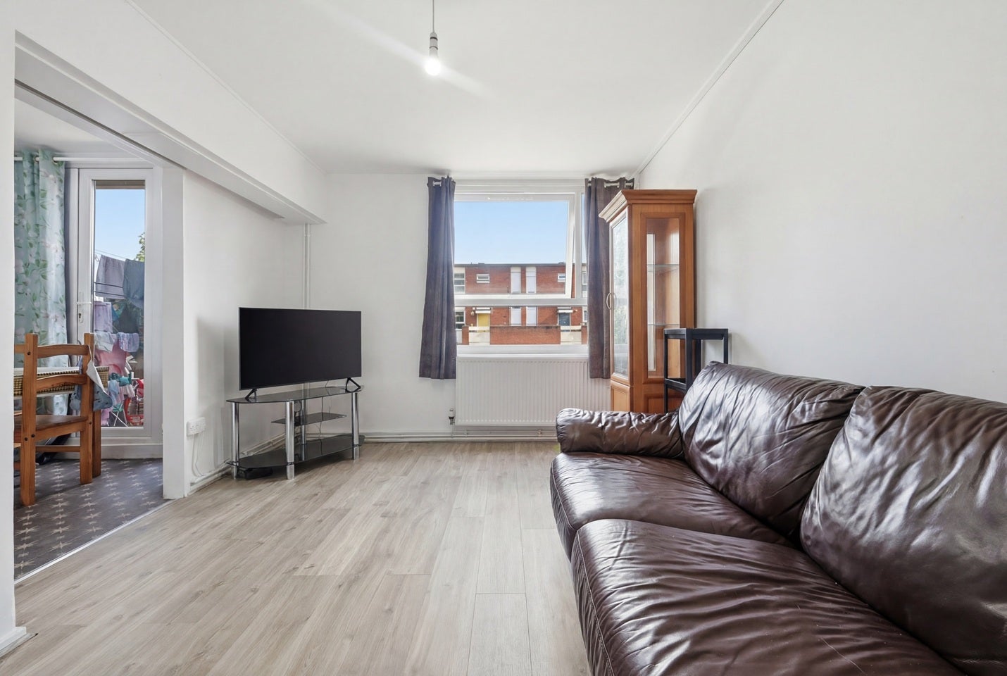Flat Brooksby's Walk in Greater London