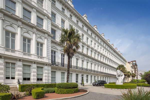 Flat Lancaster Gate in City of Westminster