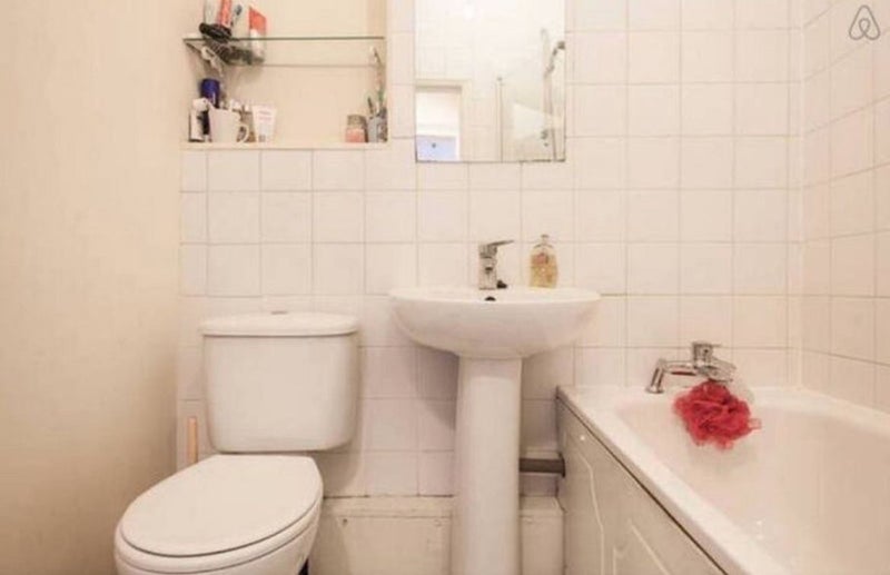 Room Tredegar Square in Greater London