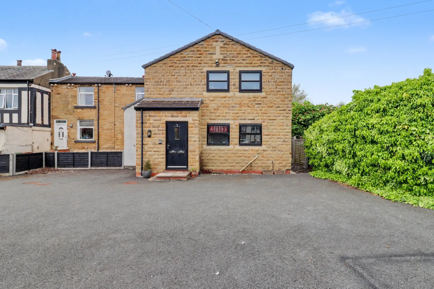 Flat Green Lane in Wakefield