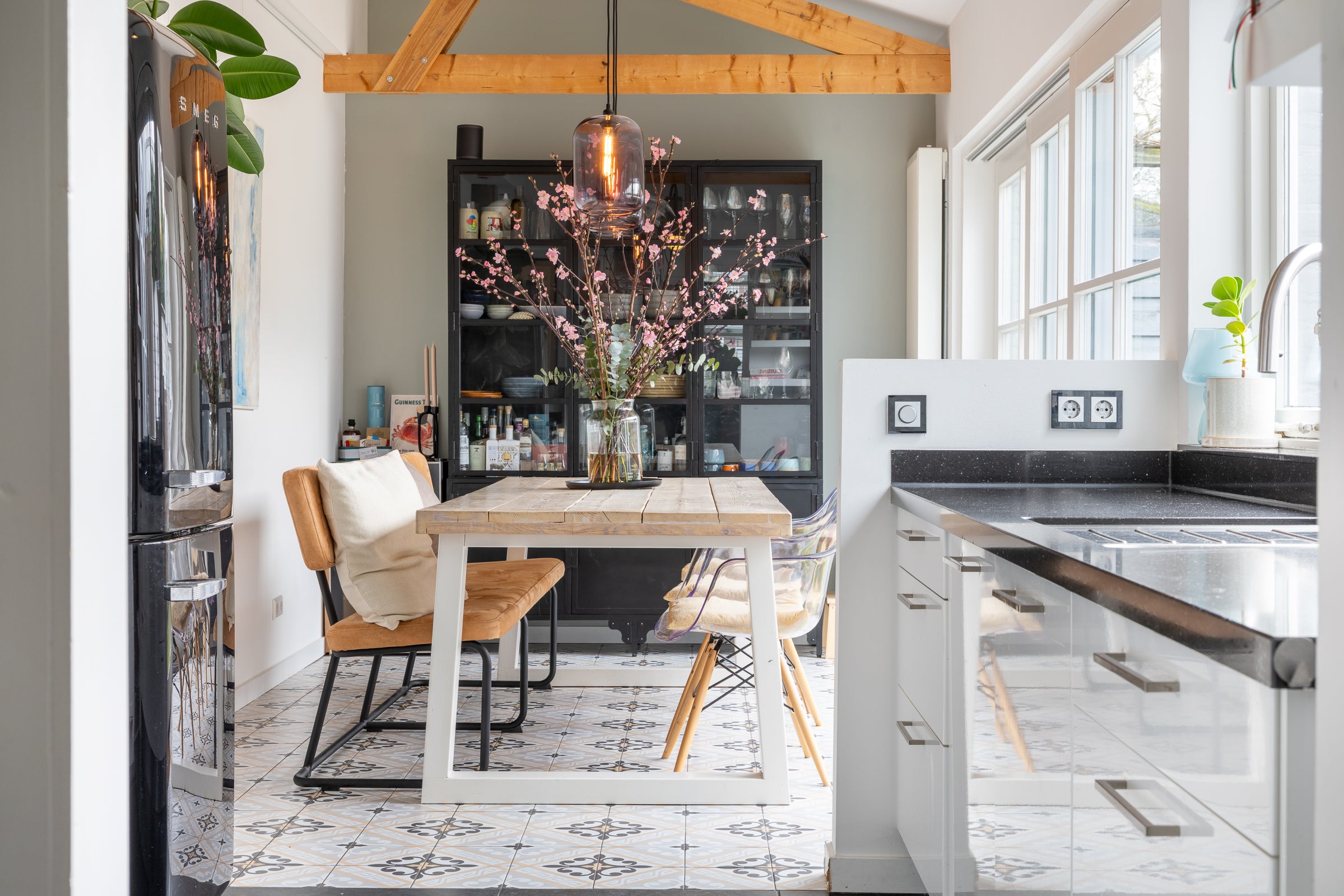 Tussenwoning te koop: Zandbergweg 138, Breda