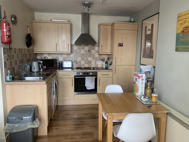 Room Wyndham Crescent in Cardiff
