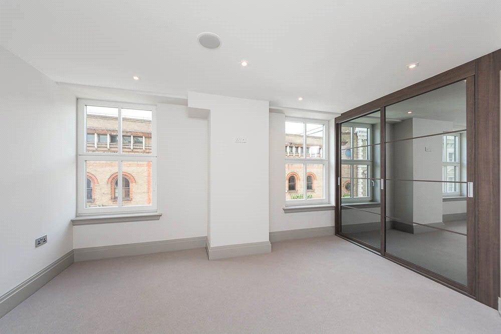 Flat Fulham Road in Greater London